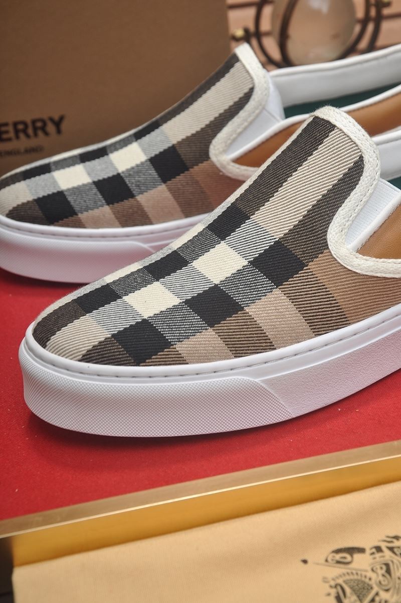 Burberry Low Shoes